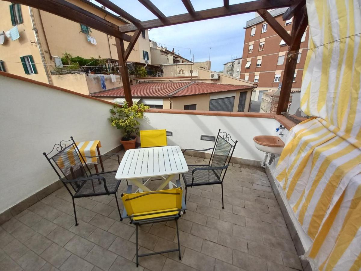 "La Casita", 2 Floors Apartment, Private Parking 1 Car Or 2 Bikes, Air-Cond And Terrace Λιβόρνο Εξωτερικό φωτογραφία